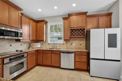 303 W Blue Water Edge Drive Eustis FL 32736