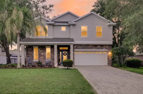 303 W Blue Water Edge Drive Eustis FL 32736