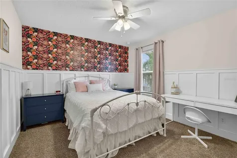 303 W Blue Water Edge Drive Eustis FL 32736