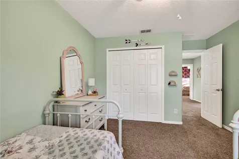 303 W Blue Water Edge Drive Eustis FL 32736