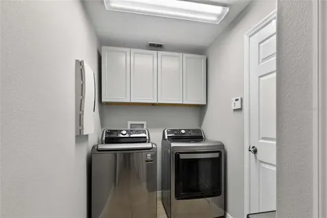 303 W Blue Water Edge Drive Eustis FL 32736