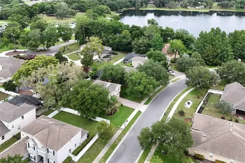 303 W Blue Water Edge Drive Eustis FL 32736
