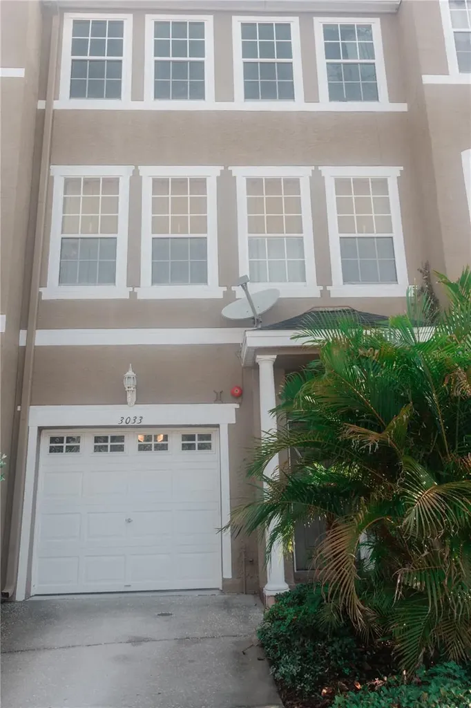 3033 Pointeview Drive Tampa FL 33611