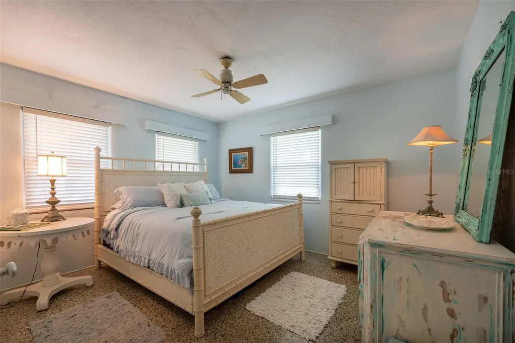 705 N Peninsula Avenue New Smyrna Beach FL 32169