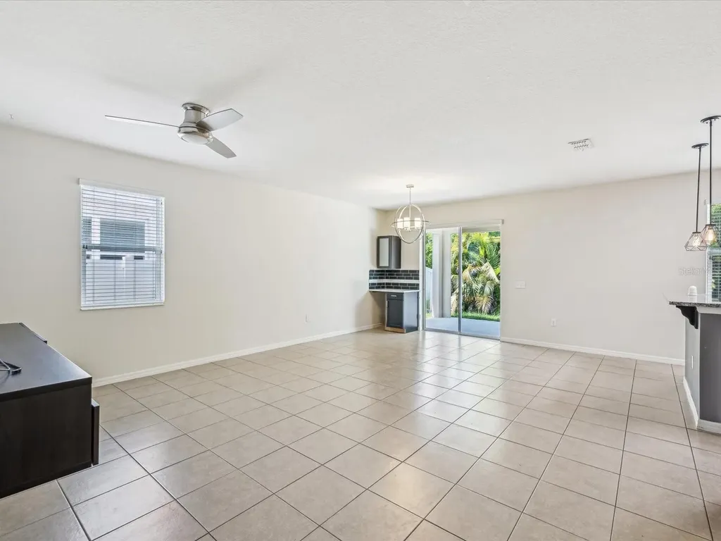 11525 Southern Creek Drive Gibsonton FL 33534
