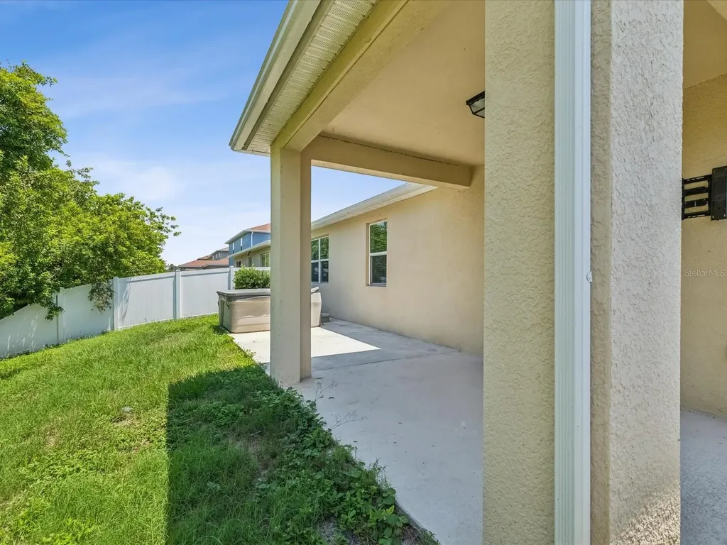 11525 Southern Creek Drive Gibsonton FL 33534