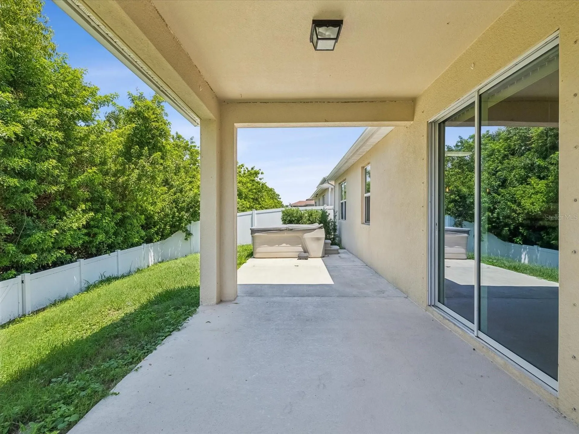 11525 Southern Creek Drive Gibsonton FL 33534