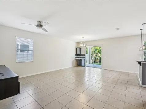 11525 Southern Creek Drive Gibsonton FL 33534