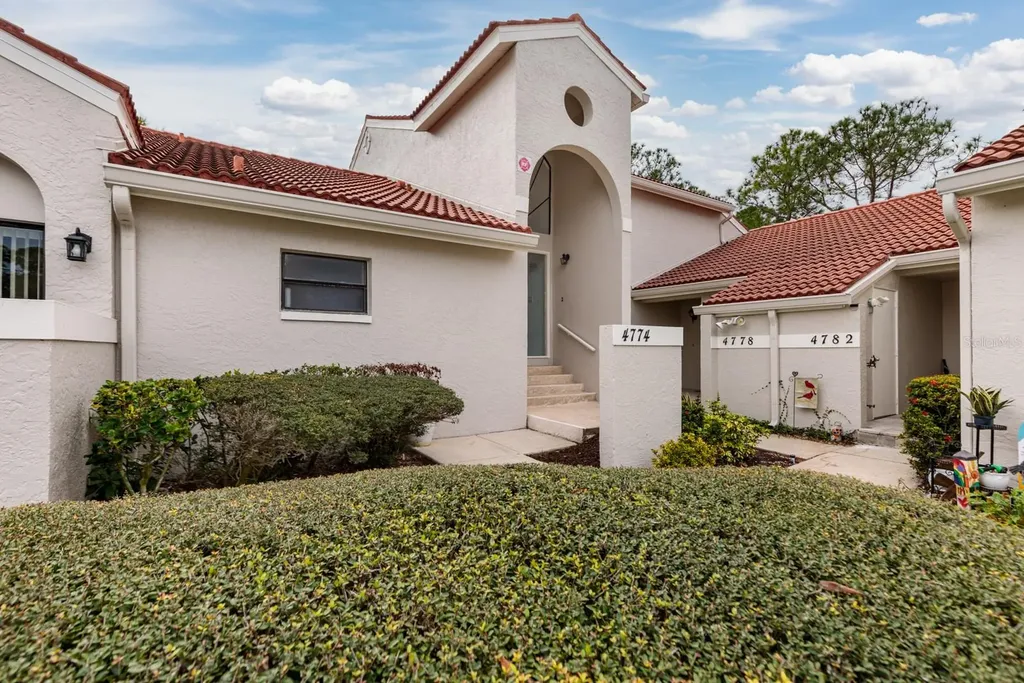 4774 Palermo Court NE St Petersburg FL 33703