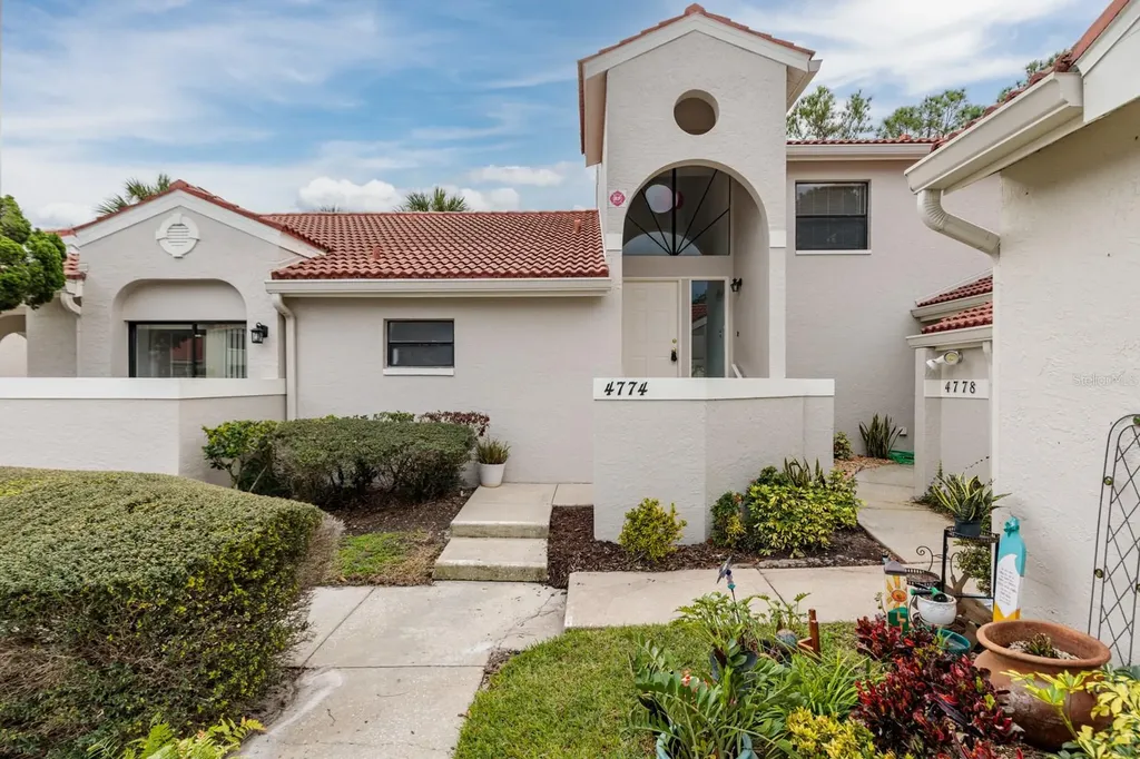 4774 Palermo Court NE St Petersburg FL 33703