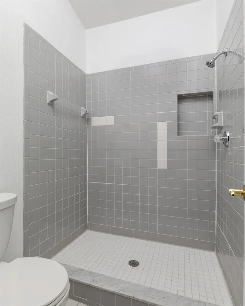 4774 Palermo Court NE St Petersburg FL 33703