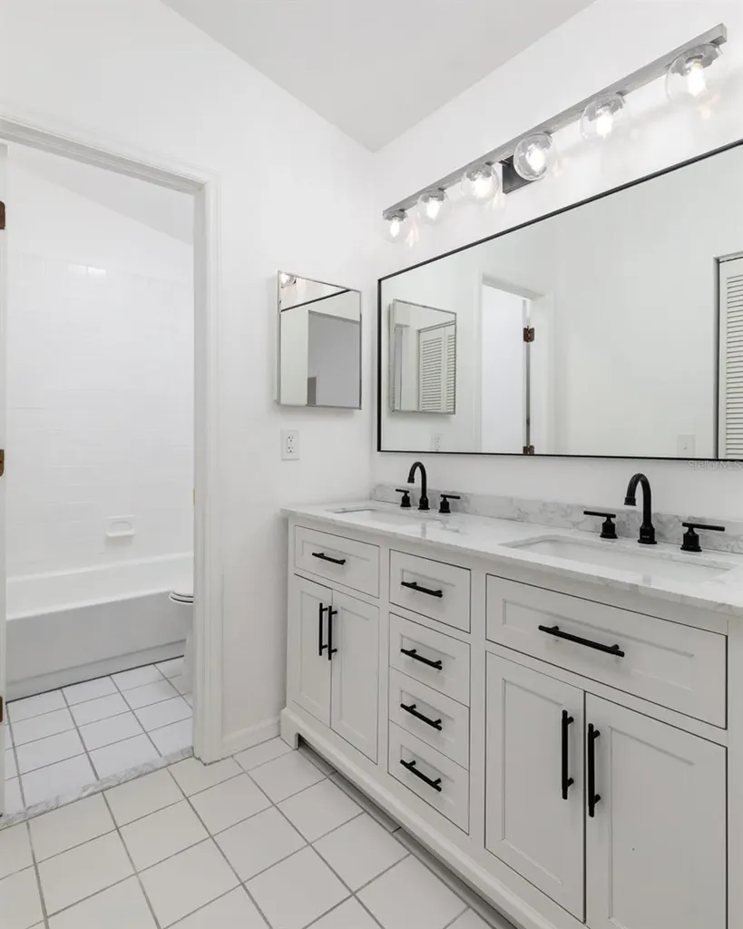 4774 Palermo Court NE St Petersburg FL 33703