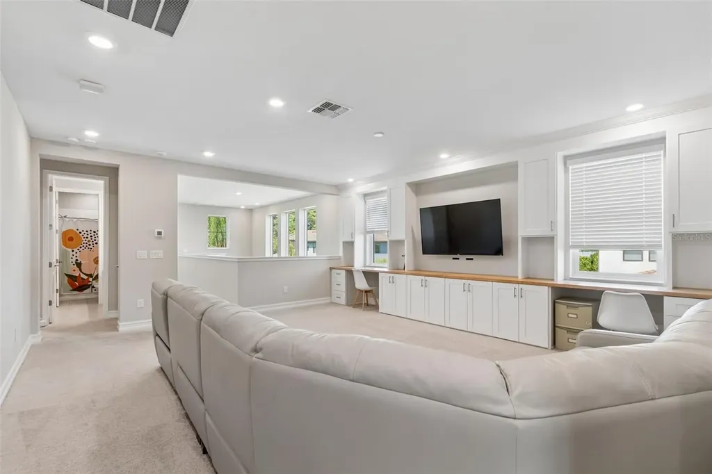 19165 Pease Place Lutz FL 33558