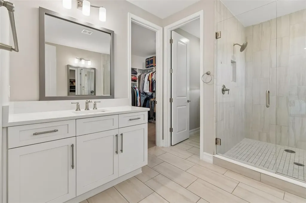 19165 Pease Place Lutz FL 33558