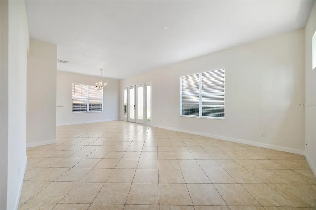 7740 Linkside Loop Kissimmee FL 34747