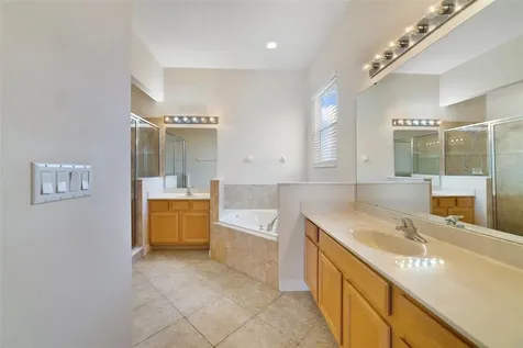 7740 Linkside Loop Kissimmee FL 34747