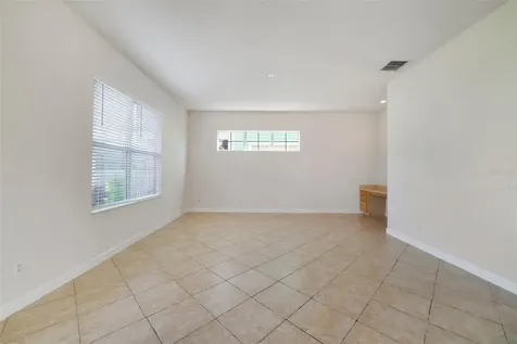 7740 Linkside Loop Kissimmee FL 34747