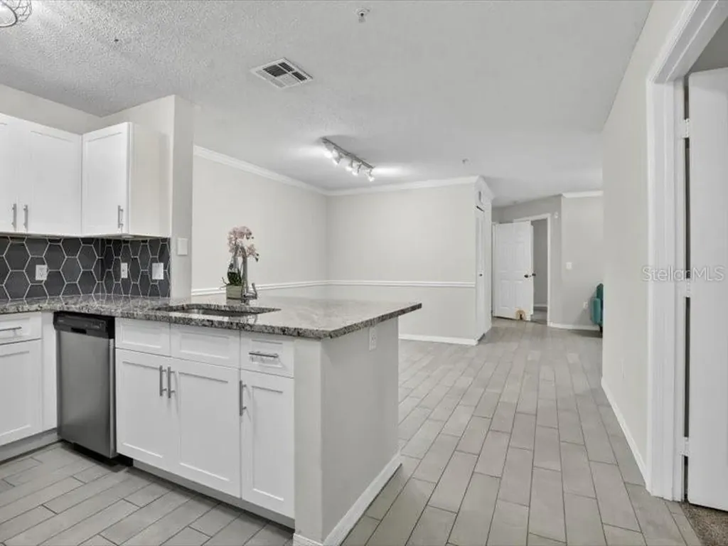 1950 Summer Club Drive Oviedo FL 32765