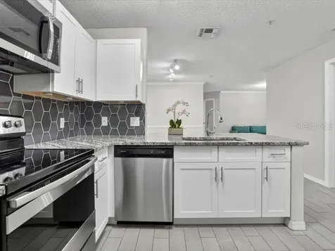 1950 Summer Club Drive Oviedo FL 32765