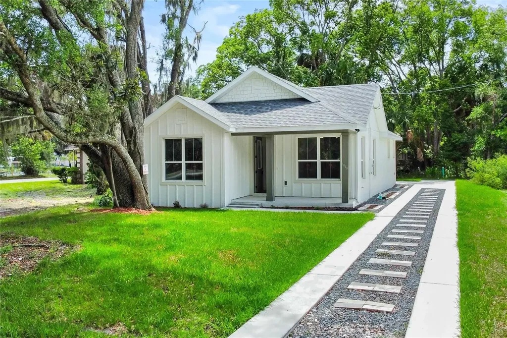 1010 Hickory Avenue Sanford FL 32771