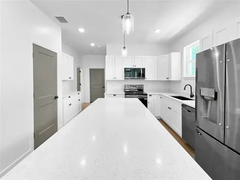 1010 Hickory Avenue Sanford FL 32771