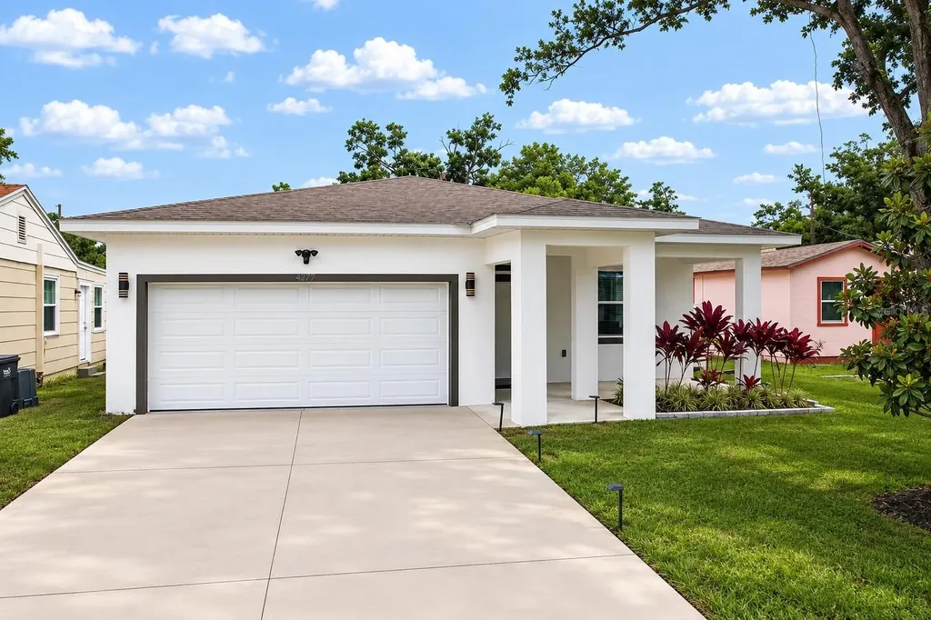 4277 43rd Avenue N St Petersburg FL 33714