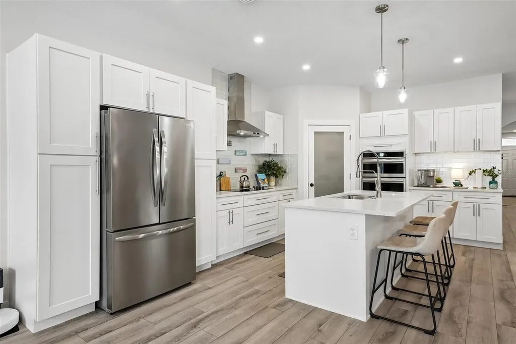 4277 43rd Avenue N St Petersburg FL 33714