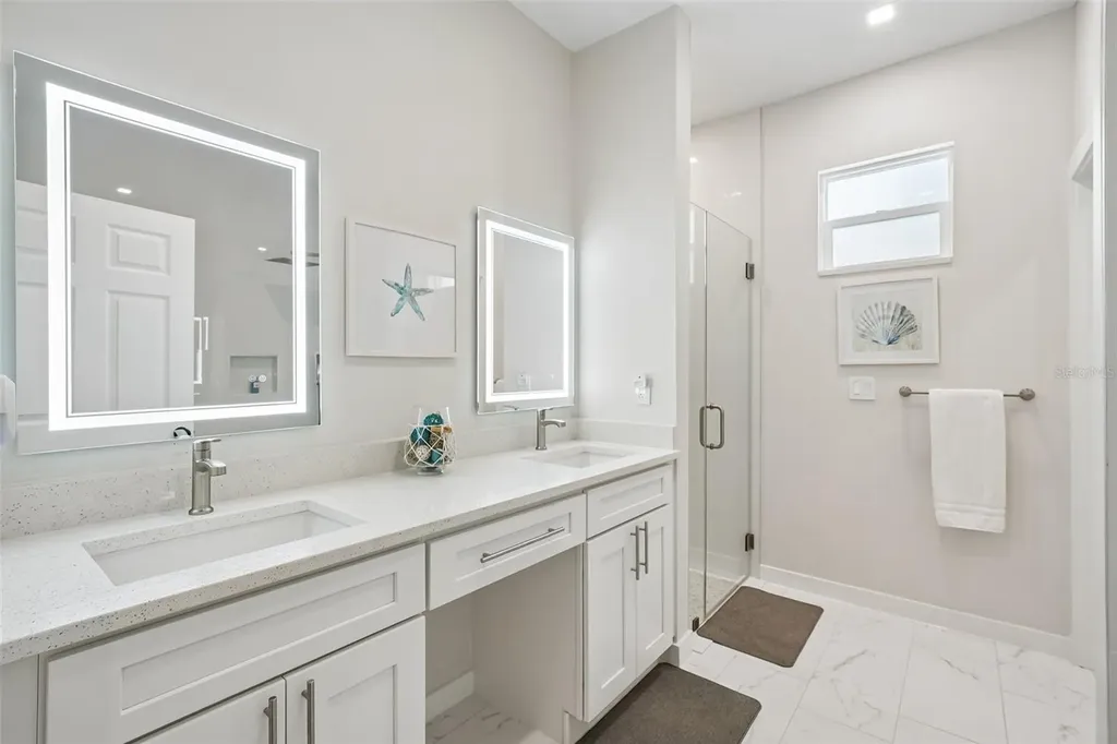 4277 43rd Avenue N St Petersburg FL 33714