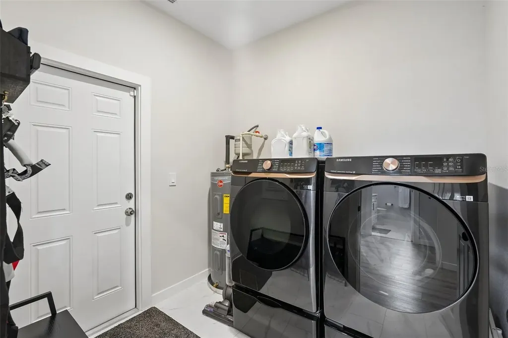 4277 43rd Avenue N St Petersburg FL 33714