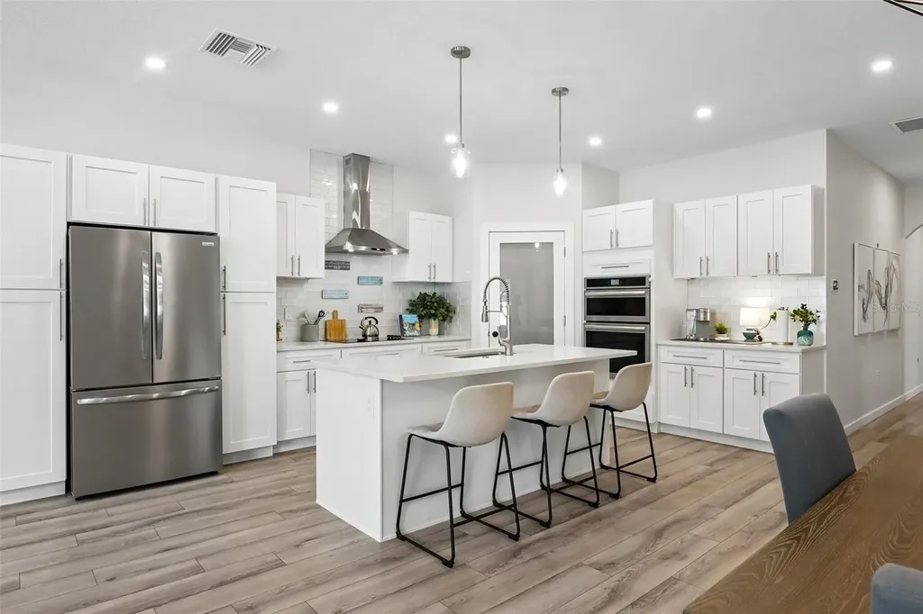 4277 43rd Avenue N St Petersburg FL 33714
