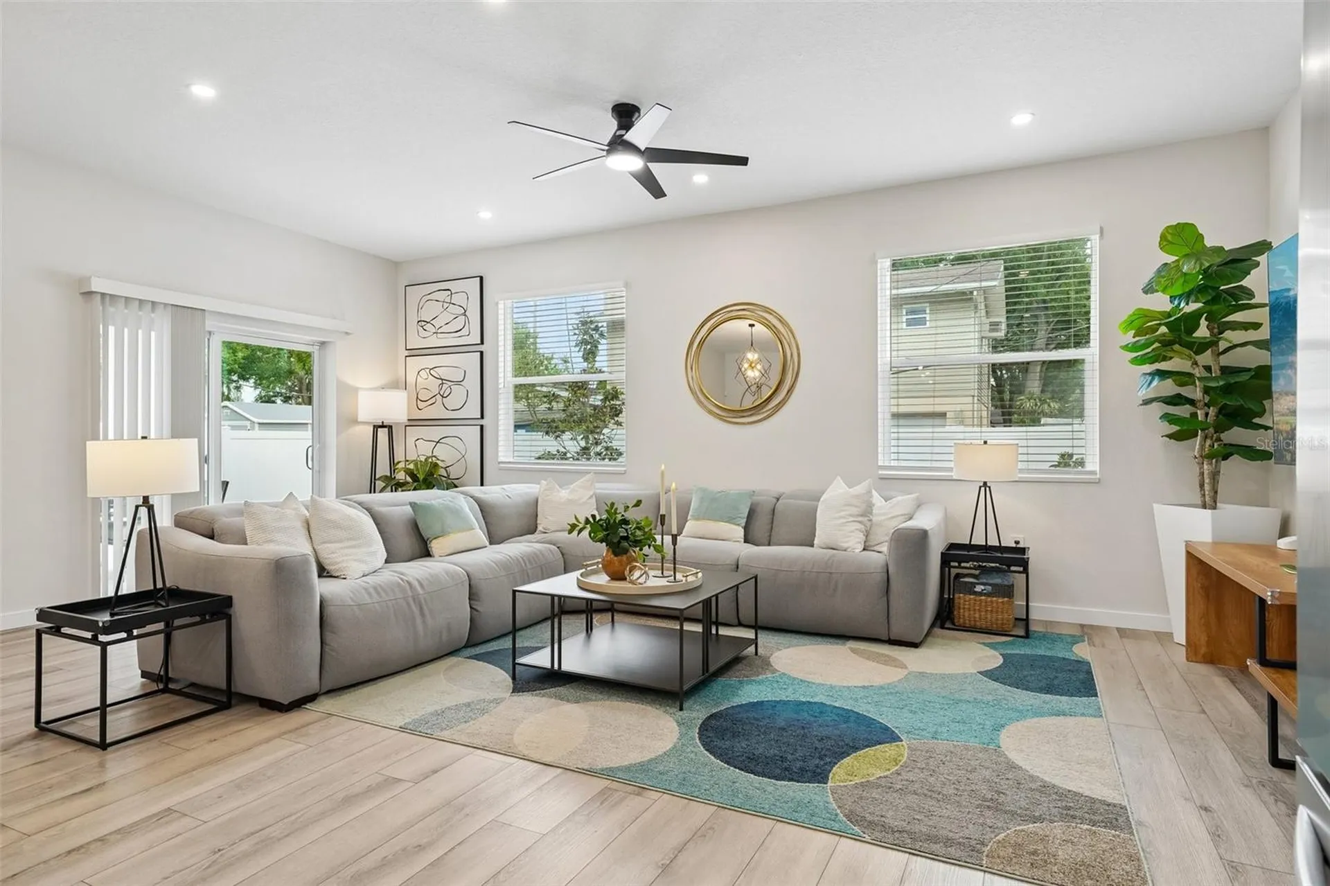 4277 43rd Avenue N St Petersburg FL 33714