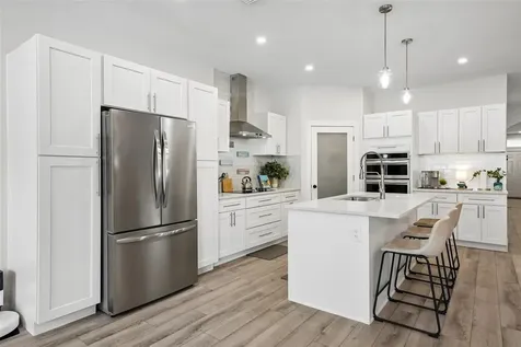 4277 43rd Avenue N St Petersburg FL 33714
