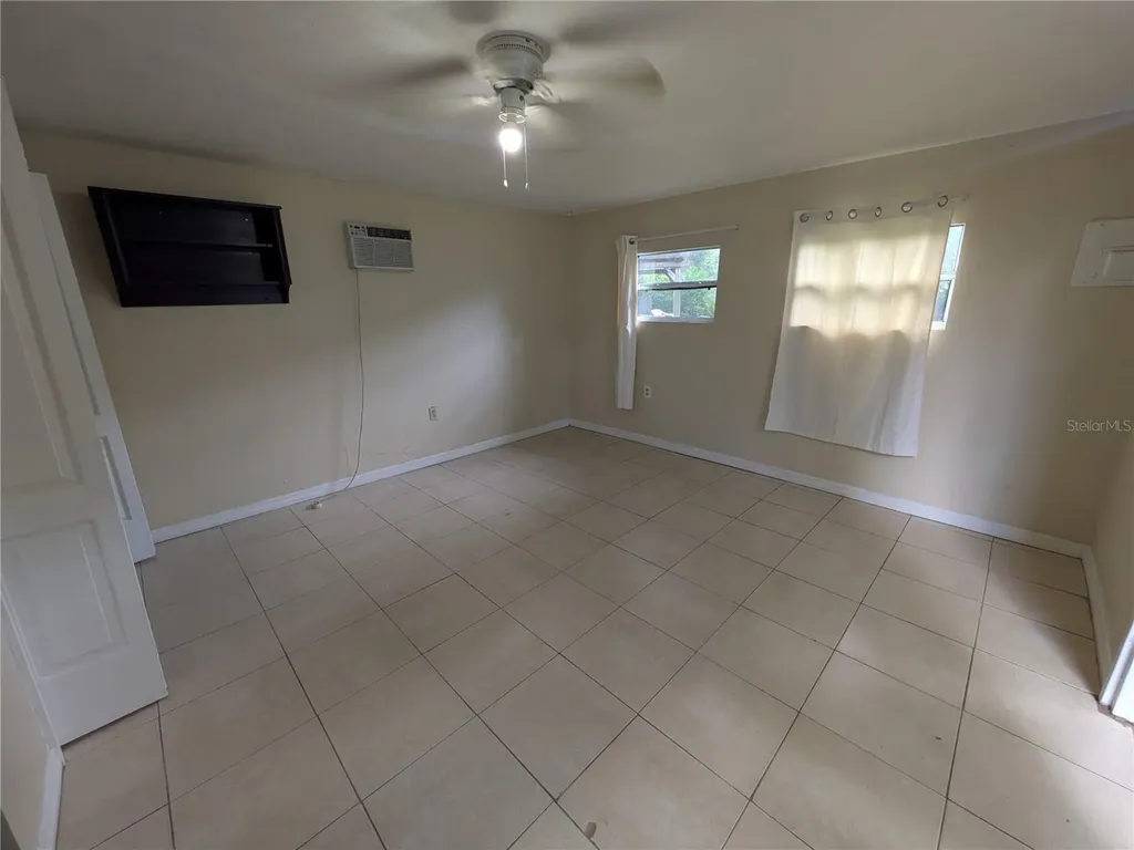 1270 Deer Lake Circle Apopka FL 32712