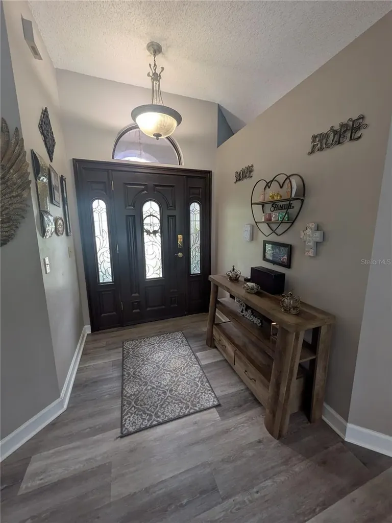 1270 Deer Lake Circle Apopka FL 32712