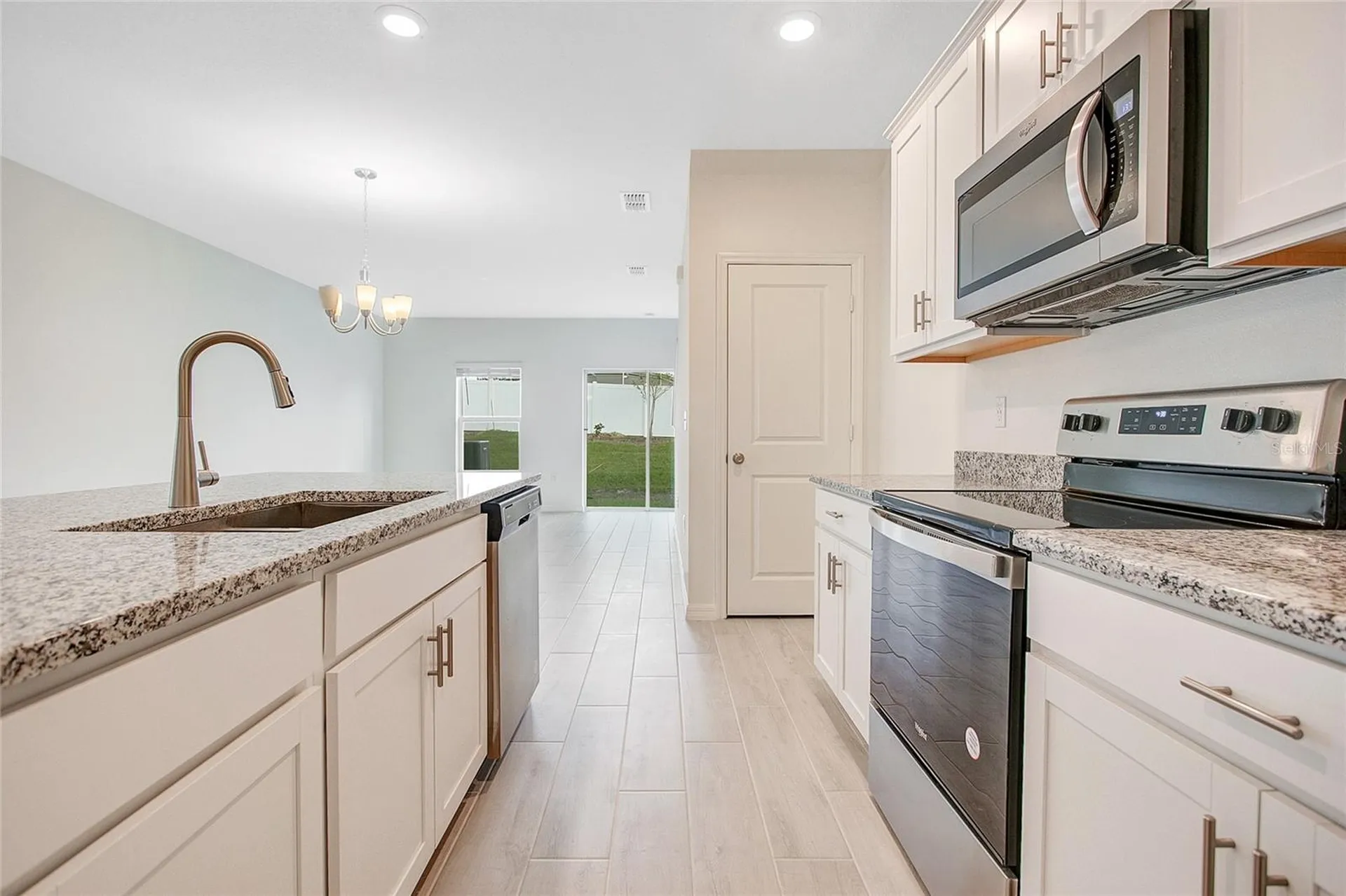 1460 Mirabella Circle Davenport FL 33897