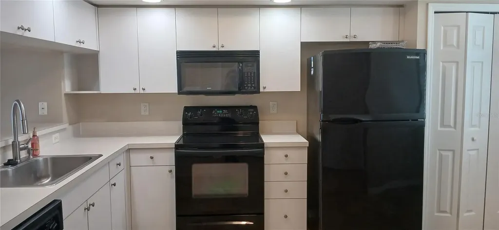 1200 Country Club Drive Largo FL 33771