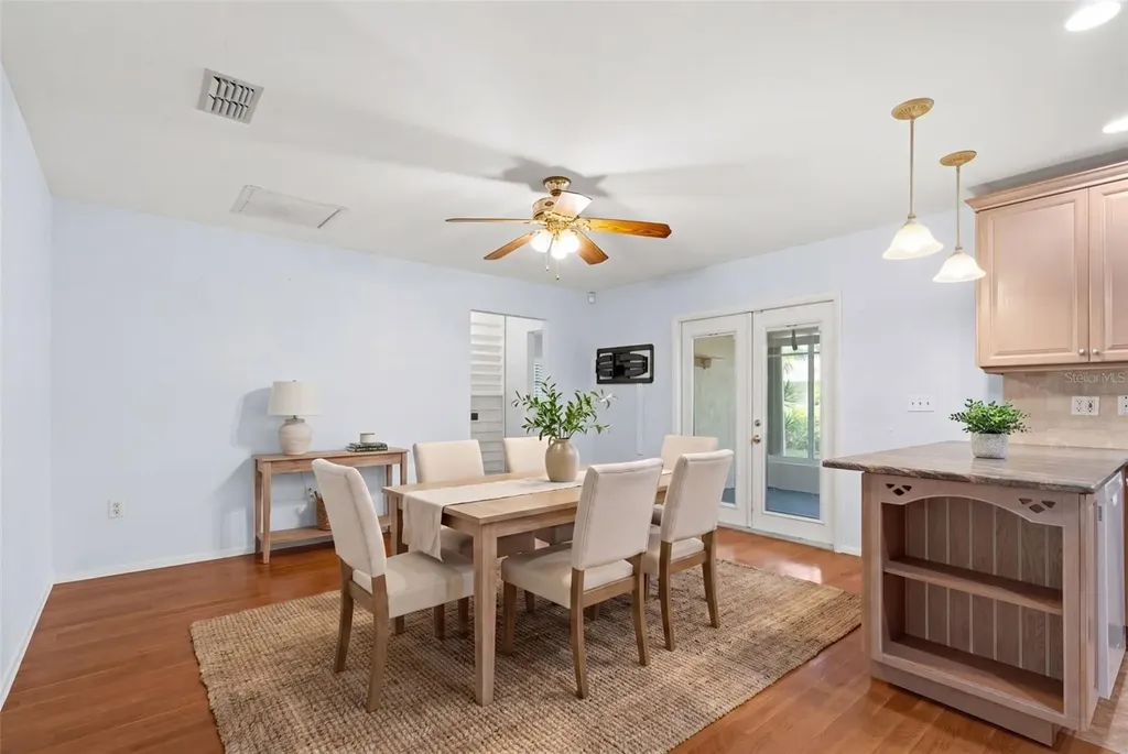 6408 29th Avenue W Bradenton FL 34209