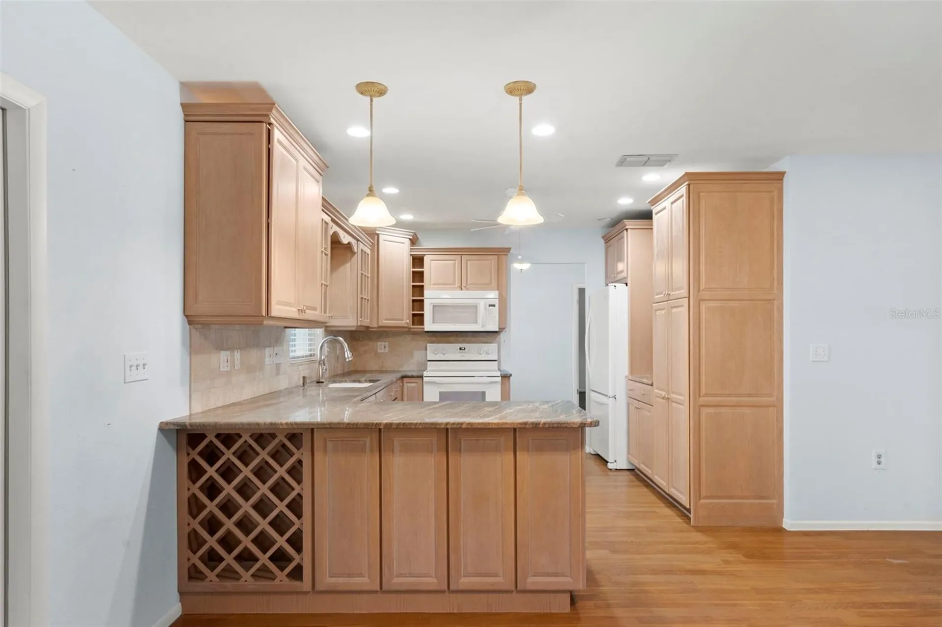 6408 29th Avenue W Bradenton FL 34209