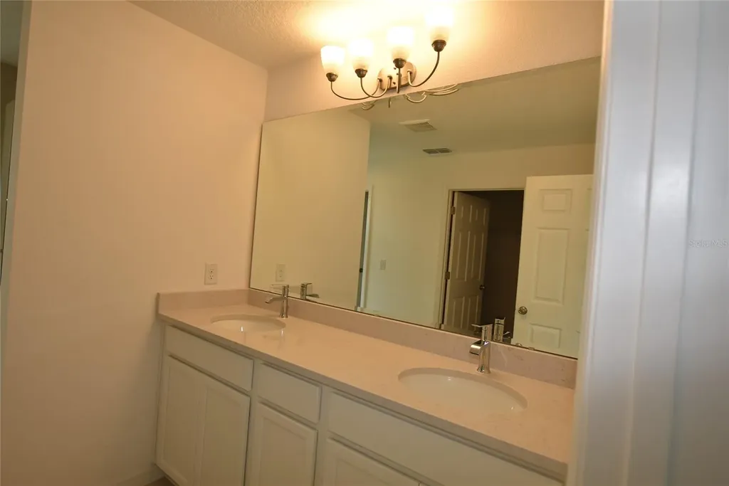 6949 Sunkist Way Groveland FL 34736