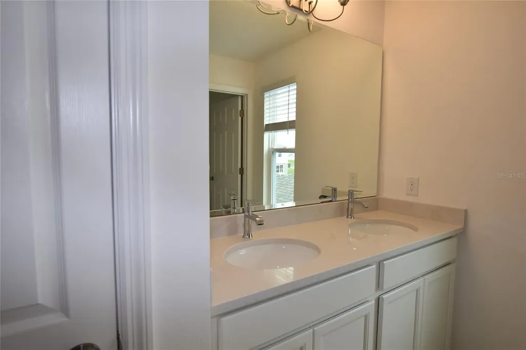6949 Sunkist Way Groveland FL 34736