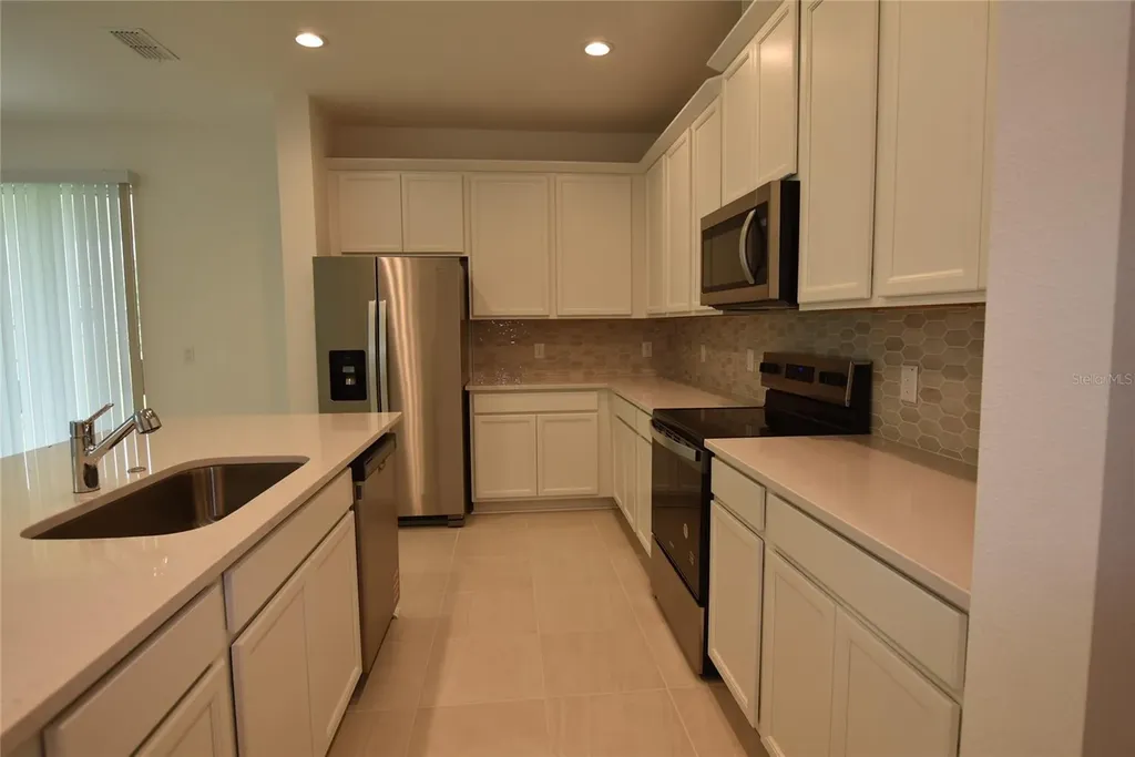 6949 Sunkist Way Groveland FL 34736