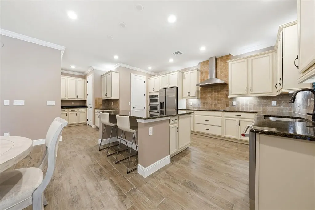 8210 Ludington Circle Orlando FL 32836