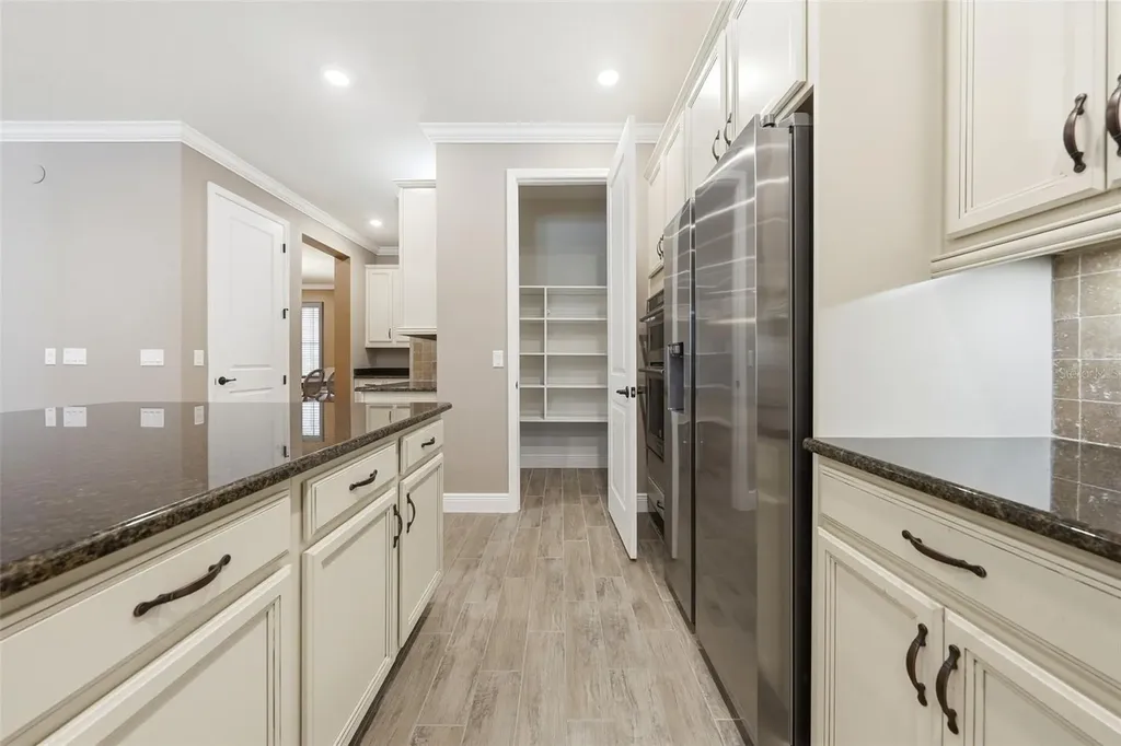 8210 Ludington Circle Orlando FL 32836