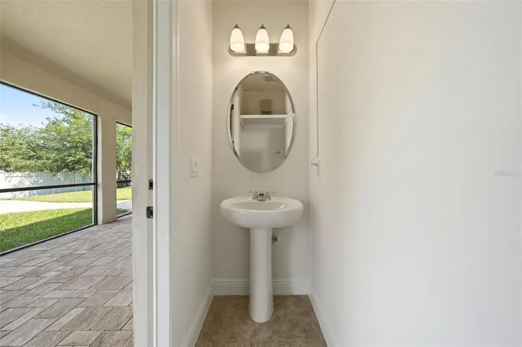 8210 Ludington Circle Orlando FL 32836