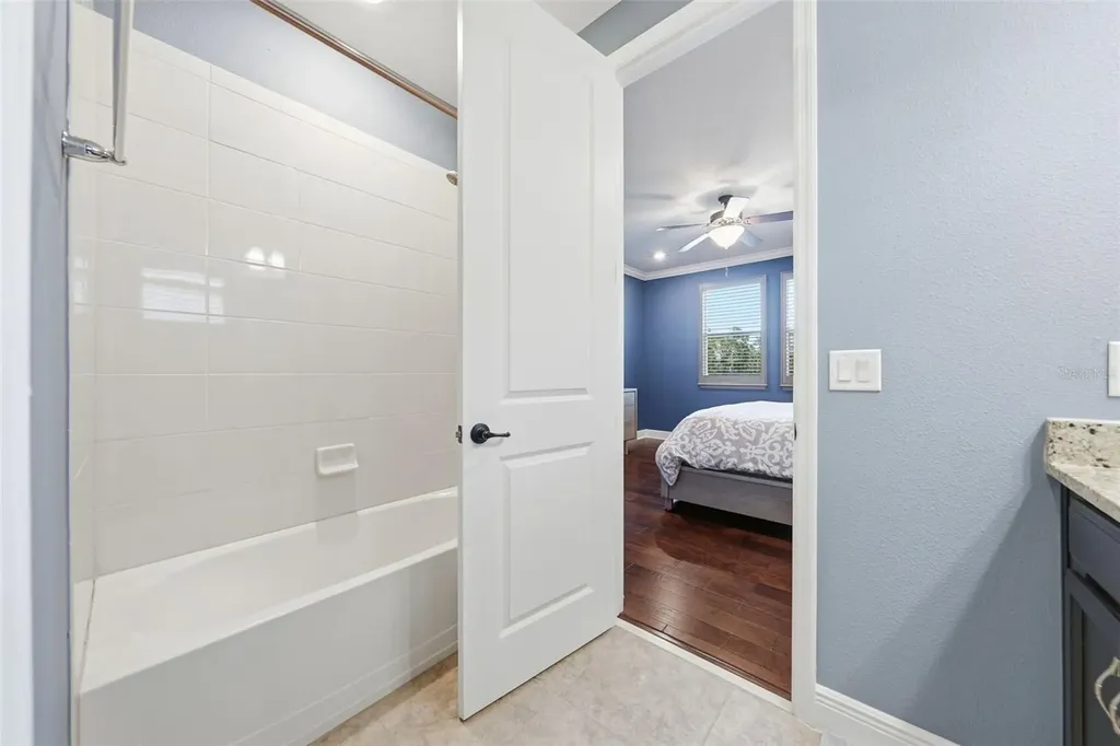 8210 Ludington Circle Orlando FL 32836