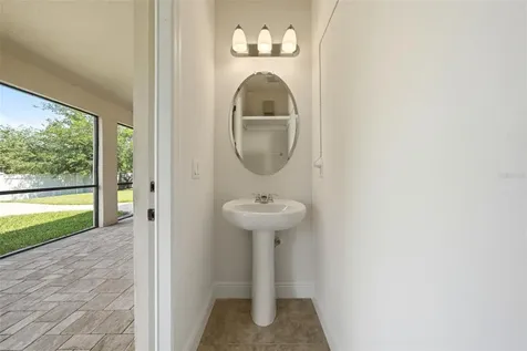 8210 Ludington Circle Orlando FL 32836