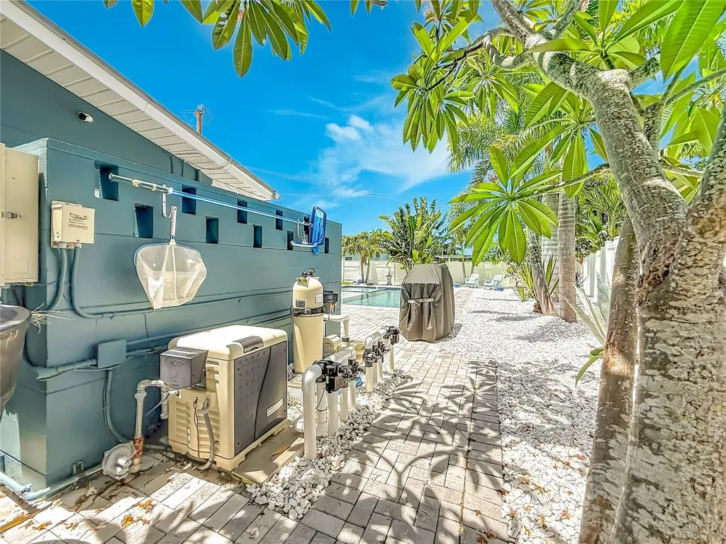 5083 41st Street S St Petersburg FL 33711