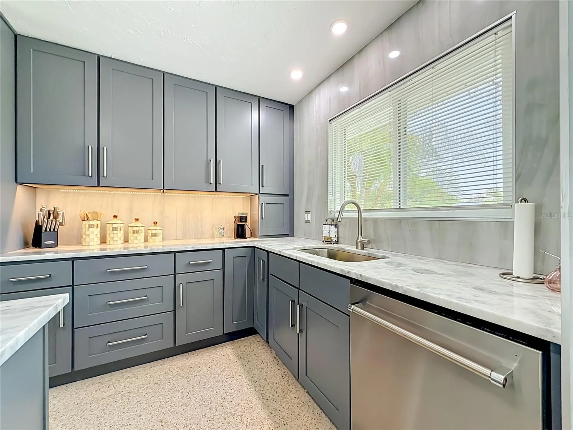 5083 41st Street S St Petersburg FL 33711
