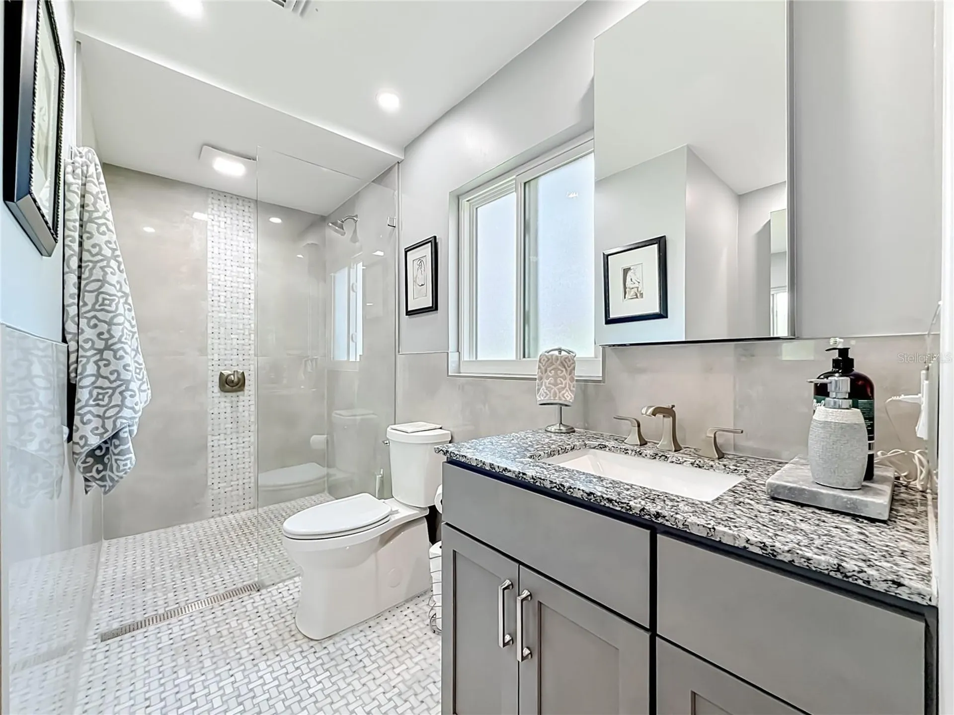 5083 41st Street S St Petersburg FL 33711
