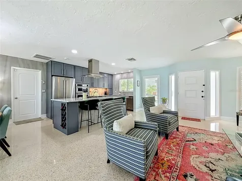 5083 41st Street S St Petersburg FL 33711
